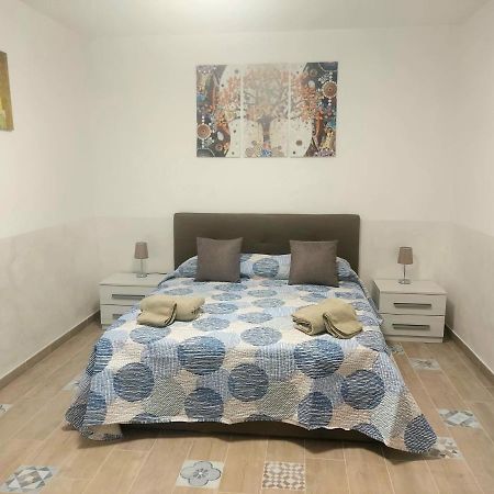 Casa Relais Apartment เนเปิลส์ ภายนอก รูปภาพ