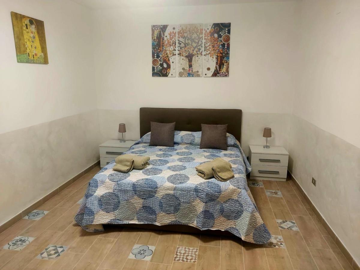 Casa Relais Apartment เนเปิลส์ ภายนอก รูปภาพ